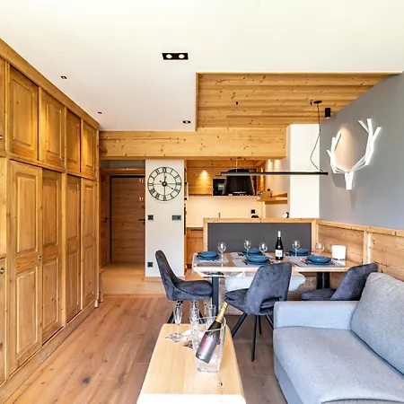 Апартаменты Les Cimes - Le By Interhome
