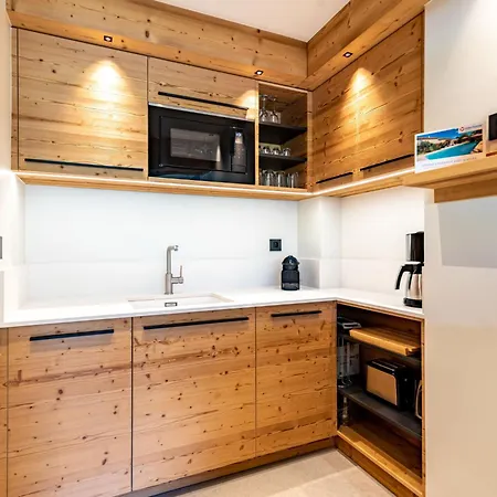 Les Cimes - Le By Interhome